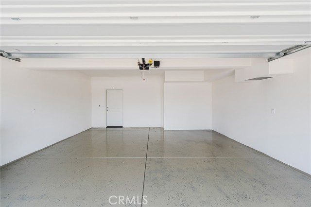 1100 Epic, Irvine CA: https://media.crmls.org/medias/a425dd68-aeac-4bd8-87fc-e329c2e6c723.jpg