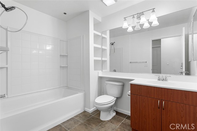 Detail Gallery Image 20 of 23 For 1801 E Katella Ave #1058,  Anaheim,  CA 92805 - 2 Beds | 2 Baths