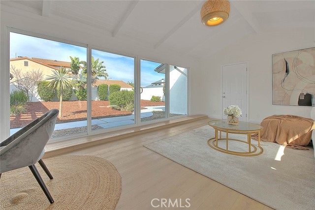 Detail Gallery Image 20 of 75 For 4701 Don Miguel, Los Angeles,  CA 90008 - 3 Beds | 3 Baths