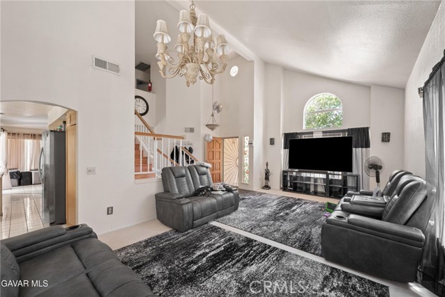 Detail Gallery Image 7 of 19 For 38145 Lido, Palmdale,  CA 93552 - 4 Beds | 3 Baths