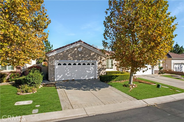 Detail Gallery Image 3 of 17 For 1690 Sarazen St, Beaumont,  CA 92223 - 2 Beds | 2 Baths