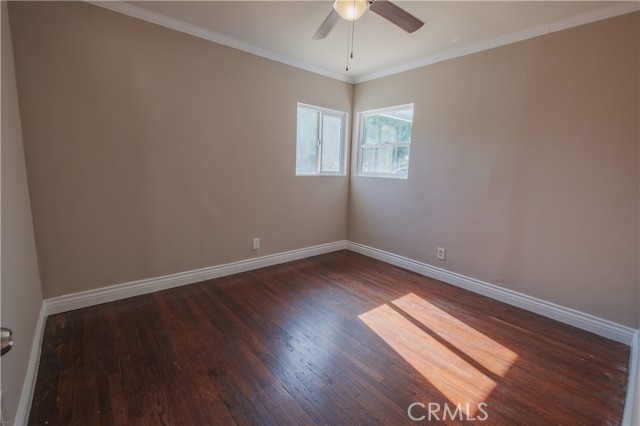 12019 Busiris Ave, Norwalk CA: https://media.crmls.org/medias/a42ac97e-a8fe-41eb-868d-8420db91e751.jpg