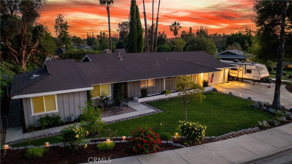 MLS #IV25119781 img 3