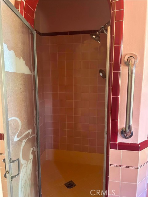 Detail Gallery Image 10 of 15 For 1418 W 93rd, Los Angeles,  CA 90047 - 3 Beds | 2 Baths