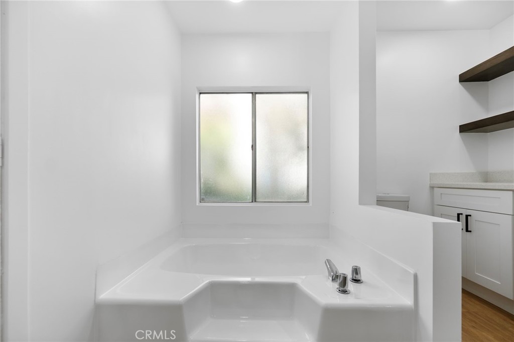 MLS #OC25240033 image #41