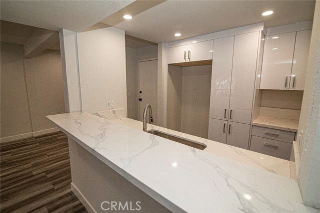 Detail Gallery Image 6 of 21 For 6275 Canoga Ave #73,  Woodland Hills,  CA 91367 - 2 Beds | 1 Baths