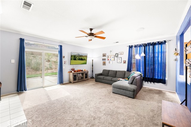 Detail Gallery Image 6 of 34 For 2158 Gaillac Ln, San Jacinto,  CA 92583 - 3 Beds | 2 Baths