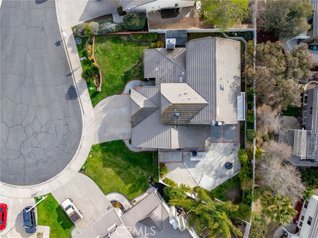 Image 38 of 43 For 44035 Sheldon Court