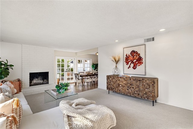 2701 Valley Drive, Manhattan Beach, California 90266, 4 Bedrooms Bedrooms, ,2 BathroomsBathrooms,Residential,Sold,Valley,SB23158108