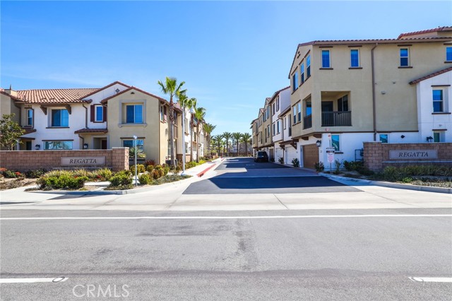 Detail Gallery Image 33 of 34 For 19091 Azul Ln, Huntington Beach,  CA 92648 - 4 Beds | 2/1 Baths