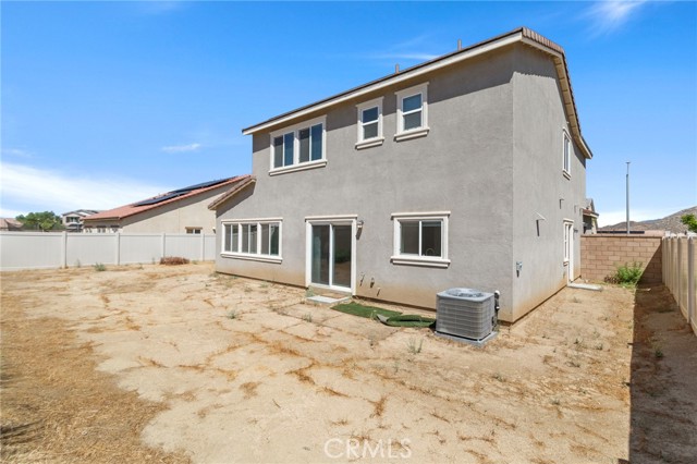 539 Hydrangea Street, Hemet CA: https://media.crmls.org/medias/a42e8e1d-b23d-415e-983f-a5bd8de57e6e.jpg