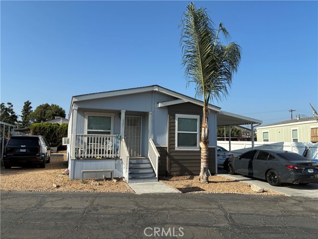 Detail Gallery Image 1 of 26 For 12700 Elliott Ave #425,  El Monte,  CA 91732 - 3 Beds | 2 Baths