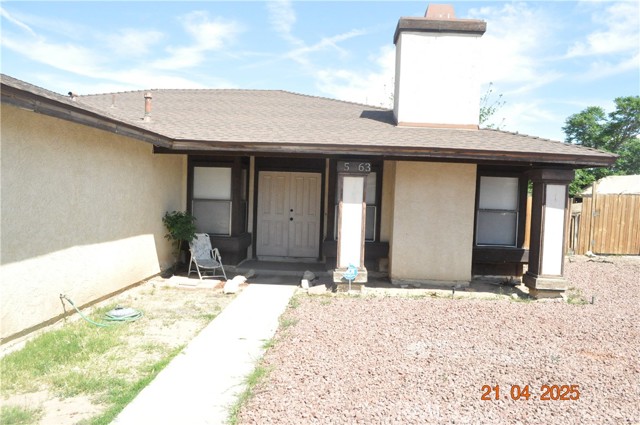 15063 Dakota Street, Victorville CA: https://media.crmls.org/medias/a42eeee2-6b38-4a96-bb5b-7b04d034b2c5.jpg