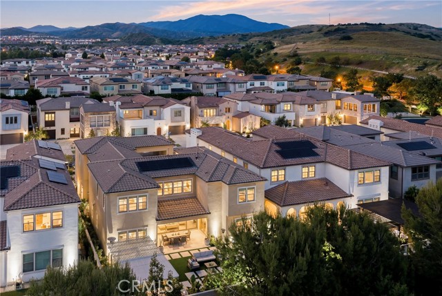 Detail Gallery Image 5 of 46 For 64 Bellatrix, Irvine,  CA 92618 - 5 Beds | 5/1 Baths