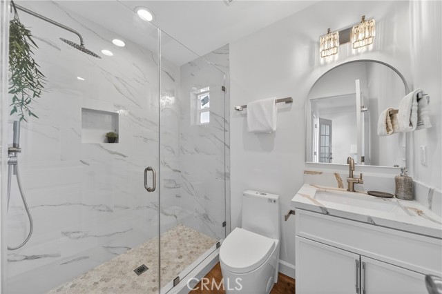 Detail Gallery Image 32 of 55 For 6133 W 83rd, Los Angeles,  CA 90045 - 3 Beds | 2 Baths