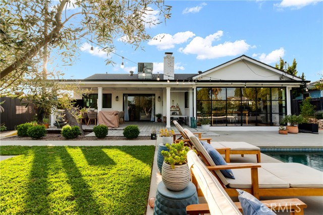 Detail Gallery Image 25 of 38 For 11432 Sophia Ave, Granada Hills,  CA 91344 - 3 Beds | 2 Baths