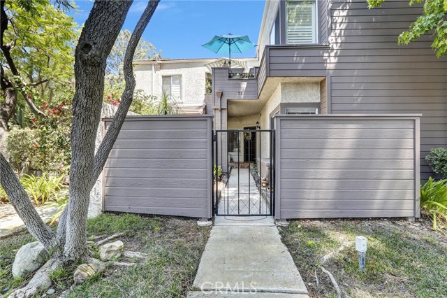 73 Via Colinas, Thousand Oaks CA: https://media.crmls.org/medias/a42f8704-936a-40be-a4a1-d9411627b838.jpg