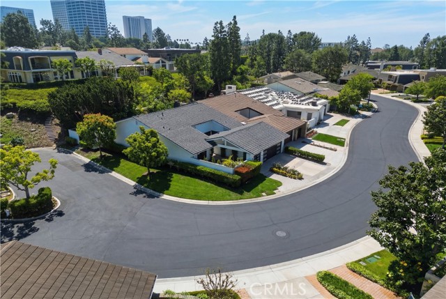 Detail Gallery Image 39 of 42 For 22 Rue Cannes, Newport Beach,  CA 92660 - 2 Beds | 2 Baths