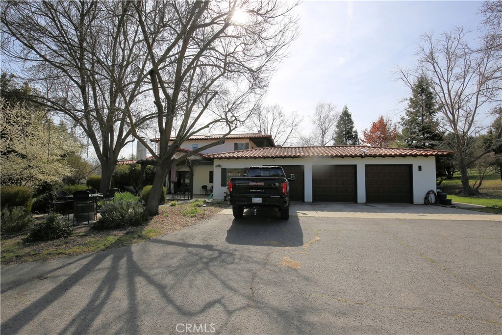 805 Spring Creek Way