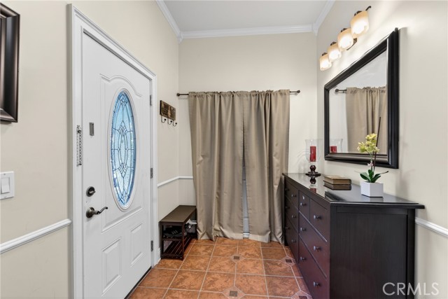 Detail Gallery Image 7 of 31 For 10353 Oro Vista, Sunland,  CA 91040 - 2 Beds | 2 Baths