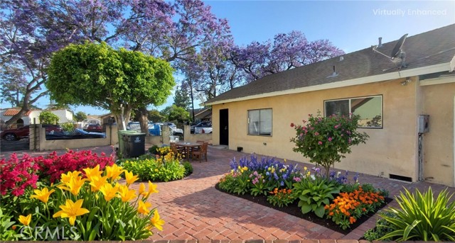 1003 W Myrtle Street, Santa Ana CA: https://media.crmls.org/medias/a4312812-1115-48da-aa22-37ddeb58aacb.jpg