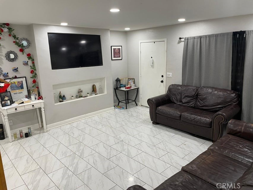 MLS #SR25136172 image #2