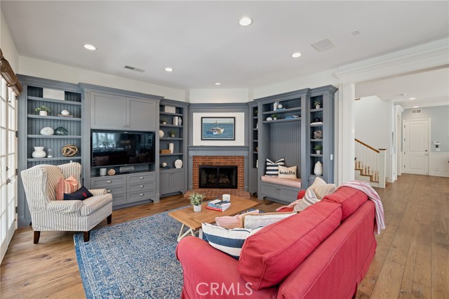 2913 Poinsettia Avenue, Manhattan Beach, California 90266, 5 Bedrooms Bedrooms, ,4 BathroomsBathrooms,Residential,Sold,Poinsettia,SB22091881