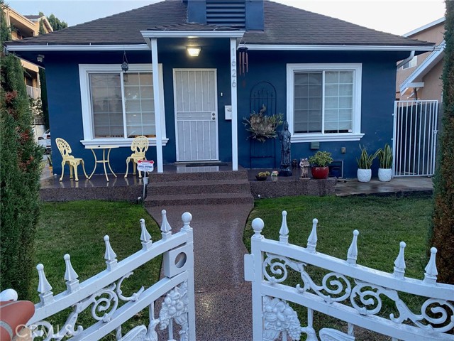 Detail Gallery Image 2 of 61 For 1626 E 6th, Long Beach,  CA 90802 - 3 Beds | 2 Baths