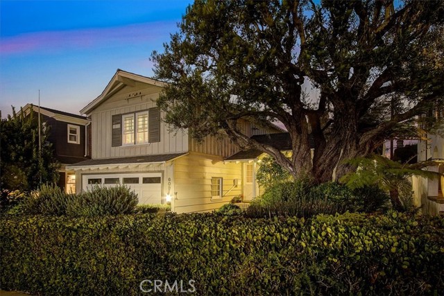 609 15th Street, Manhattan Beach, California 90266, 5 Bedrooms Bedrooms, ,1 BathroomBathrooms,Residential,Sold,15th,SB21193724