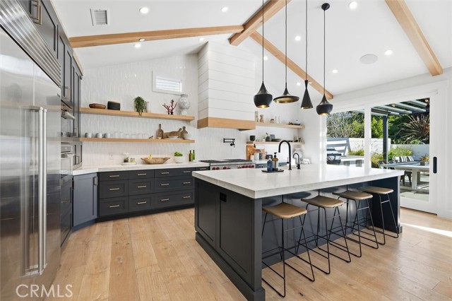 Detail Gallery Image 8 of 38 For 2848 Carob, Newport Beach,  CA 92660 - 5 Beds | 4/1 Baths