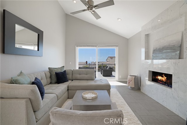 Detail Gallery Image 4 of 45 For 33601 via Corvalian #4,  Dana Point,  CA 92629 - 3 Beds | 2 Baths
