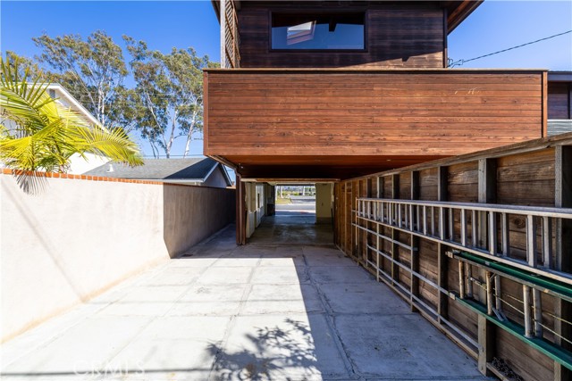 Detail Gallery Image 77 of 78 For 2405 Tustin Ave, Costa Mesa,  CA 92627 - 5 Beds | 4/1 Baths