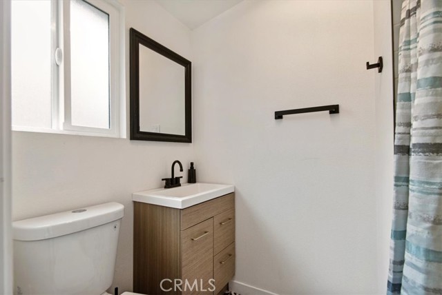Detail Gallery Image 13 of 20 For 237 N M St, Lompoc,  CA 93436 - 3 Beds | 2 Baths