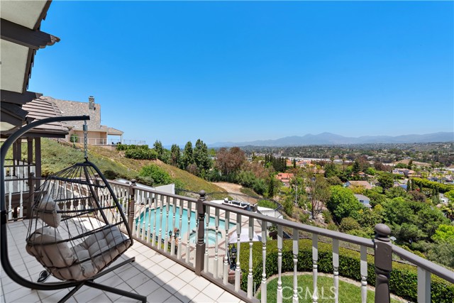 26126 Oroville Place, Laguna Hills CA: https://media.crmls.org/medias/a4367892-c330-4b10-8bbb-8f2415603f9e.jpg