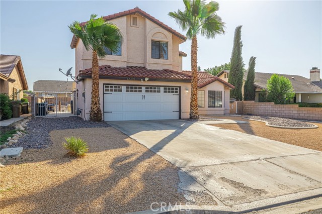 13290 Riverview Drive, Victorville CA: https://media.crmls.org/medias/a436a913-0aba-4bf3-b28f-b7d56746077d.jpg