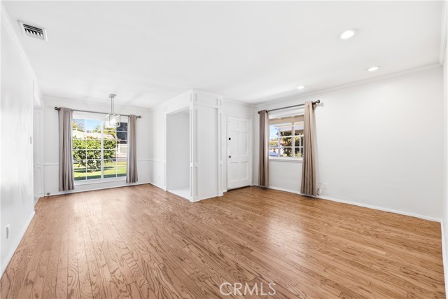 Detail Gallery Image 20 of 41 For 18638 Malden, Northridge,  CA 91324 - 4 Beds | 2 Baths