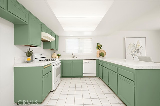 3662 Almendro Way photo 7