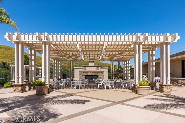 29530 Winding Brook Drive, Menifee CA: https://media.crmls.org/medias/a43781a1-670f-41f2-9dde-681f77b6ea34.jpg