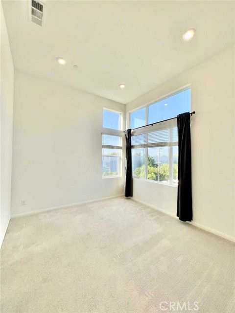229 Steely, Irvine CA: https://media.crmls.org/medias/a437a6bd-be5e-4e95-a3a7-e63d0b7b63e7.jpg