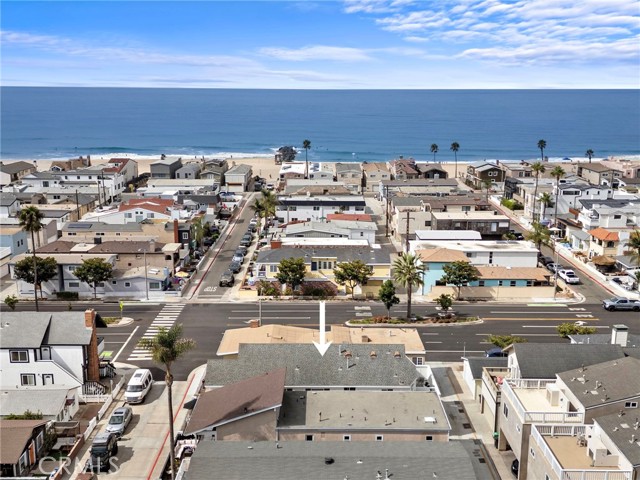 207 40th Street, Newport Beach CA: https://media.crmls.org/medias/a437df58-0d68-4f14-a436-b571a683ef06.jpg