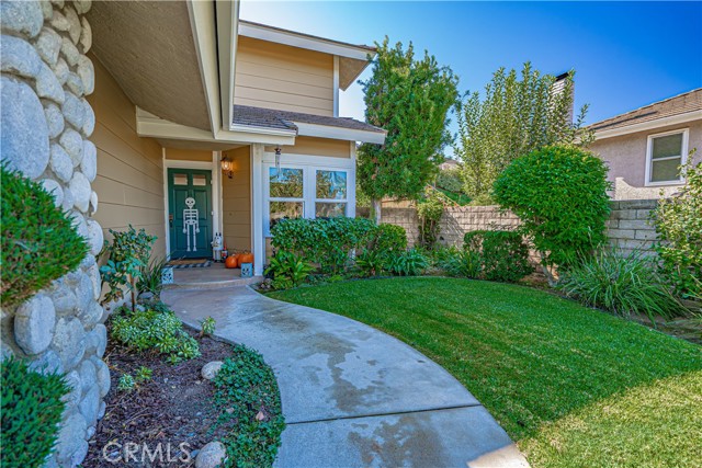 Detail Gallery Image 4 of 72 For 13198 Westport St, Moorpark,  CA 93021 - 5 Beds | 2/1 Baths