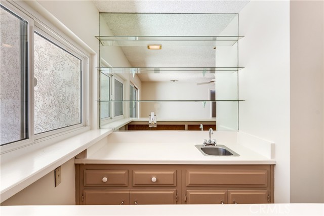 Detail Gallery Image 13 of 40 For 1517 Pamela Crest, Redlands,  CA 92373 - 4 Beds | 3 Baths