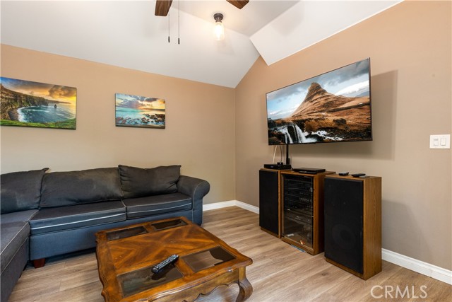 Detail Gallery Image 7 of 25 For 10512 Nashville, Whittier,  CA 90604 - 3 Beds | 2 Baths