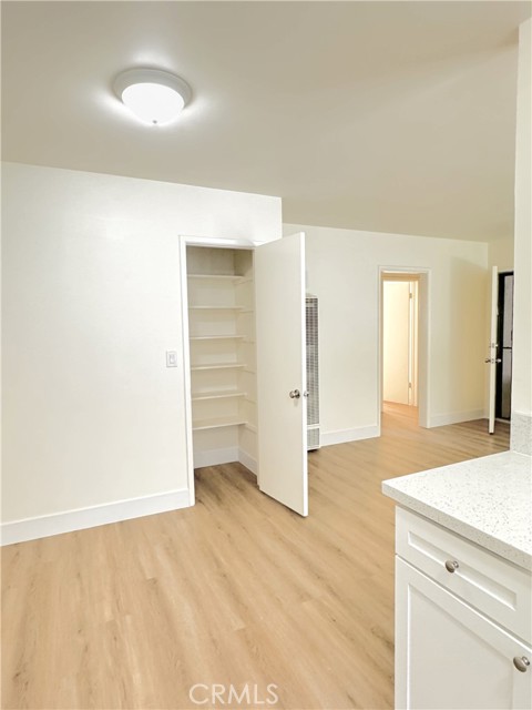 1250 E 3rd Street, Long Beach CA: https://media.crmls.org/medias/a439ad1d-51bc-4008-9971-bbfa7f092618.jpg