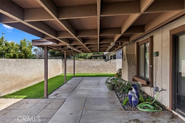 Detail Gallery Image 9 of 37 For 2974 Hyde Park Cir, Riverside,  CA 92506 - 2 Beds | 2 Baths