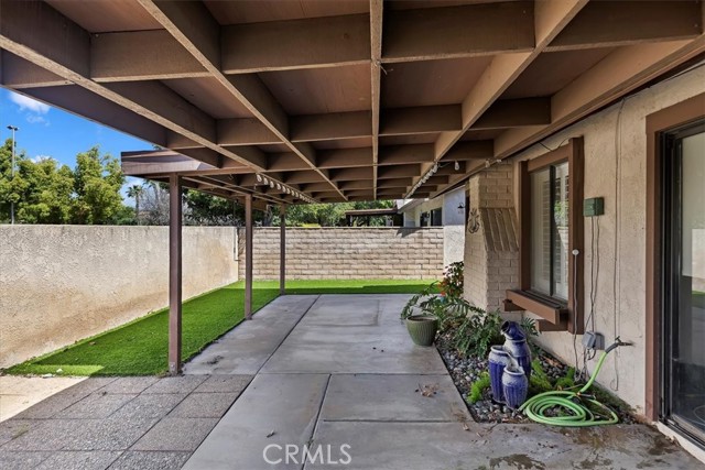 Detail Gallery Image 9 of 37 For 2974 Hyde Park Cir, Riverside,  CA 92506 - 2 Beds | 2 Baths