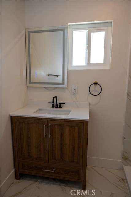 17221 Clark Avenue, Bellflower CA: https://media.crmls.org/medias/a43a885a-6fda-4d7f-9c57-de4f11b8c50f.jpg