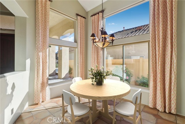 Detail Gallery Image 9 of 36 For 2183 View Crest Glen, Escondido,  CA 92026 - 3 Beds | 2/1 Baths