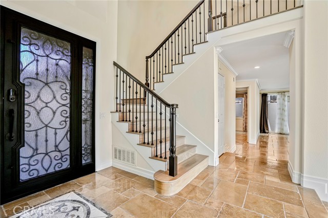 Detail Gallery Image 4 of 38 For 6452 Doral Dr, Huntington Beach,  CA 92648 - 5 Beds | 3/1 Baths