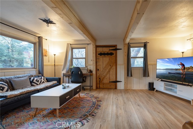 Detail Gallery Image 11 of 28 For 42721 Willow Ave, Big Bear Lake,  CA 92315 - 3 Beds | 1 Baths